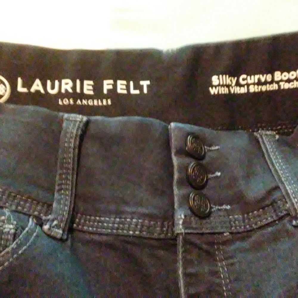 Jeans - Picture 4 of 6